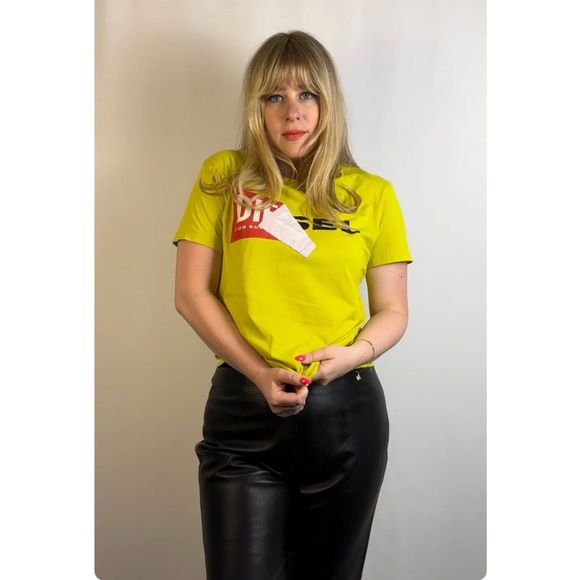 Diesel Brand Short Sleeved Cotton Crewneck Graphic Logo Tee Shirt in Yellow S/M - Picture 5 of 11